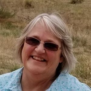 Meet your Posher, Cynthia